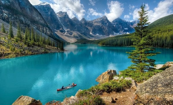 Studieren in Kanada, dem Land der einmalige Seen- und Berglandschaften.